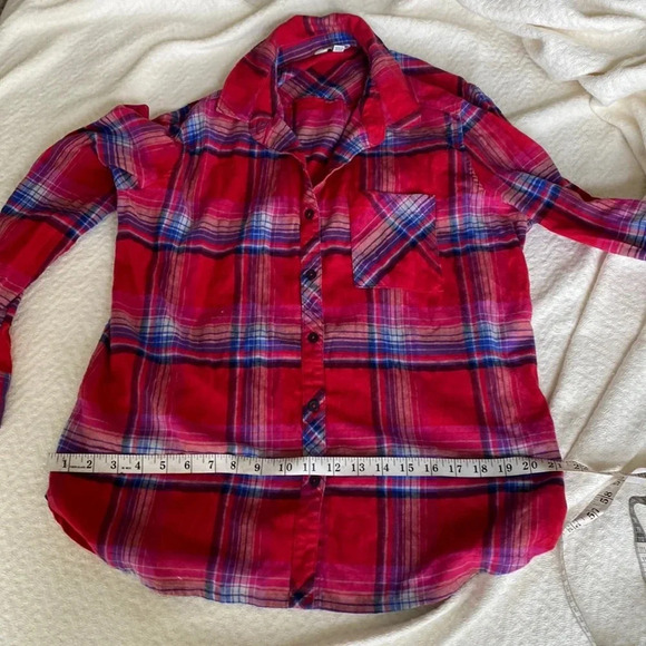 Orvis Xl plaid flannel shirt red and blue - Picture 4 of 9